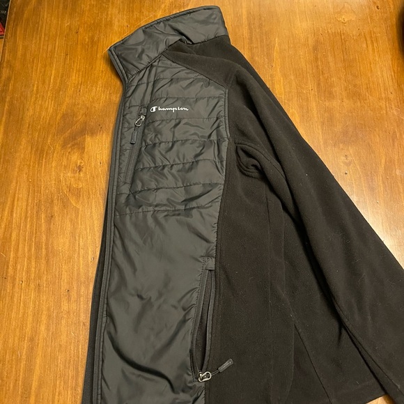 Champion jacket. - Picture 3 of 4